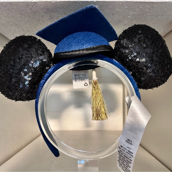 Class of 2022 Disney Graduation Mickey Ears - Picture 4 of 6